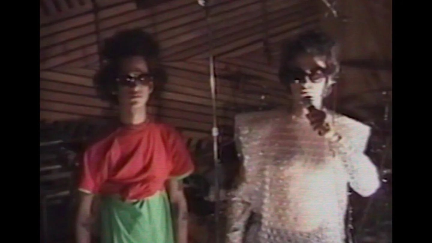 عُمر وسِدريك: إذا يومًا صار الأمر غريبًا