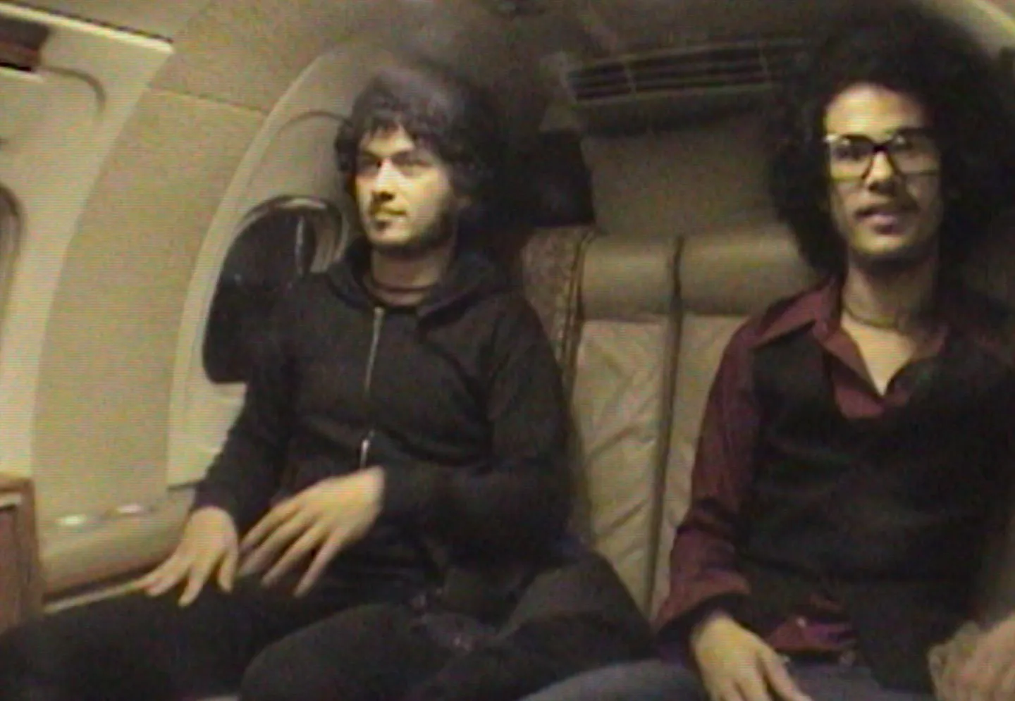 عُمر وسِدريك: إذا يومًا صار الأمر غريبًا