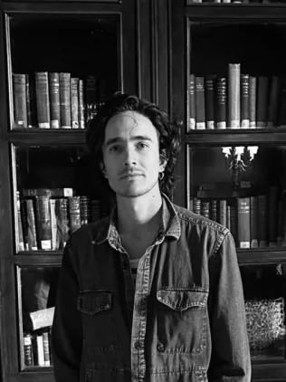 تاكر ويدنكيلر